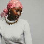 Do Ateliê à Rua: Como a Alta-Costura Redesenha o Seu Guarda-Roupa Sem Que Você Perceba